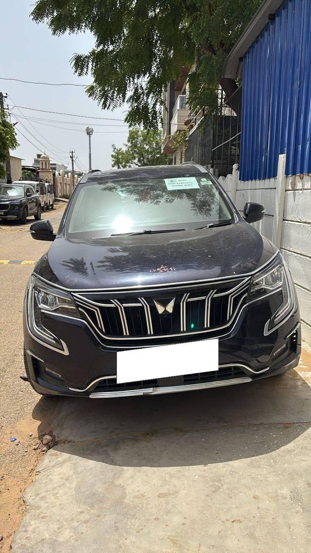 https://images10.gaadi.com/usedcar_image/4568167/original/processed_ded40ee4-b534-49a3-9463-30f45d958258.jpg?imwidth=6400