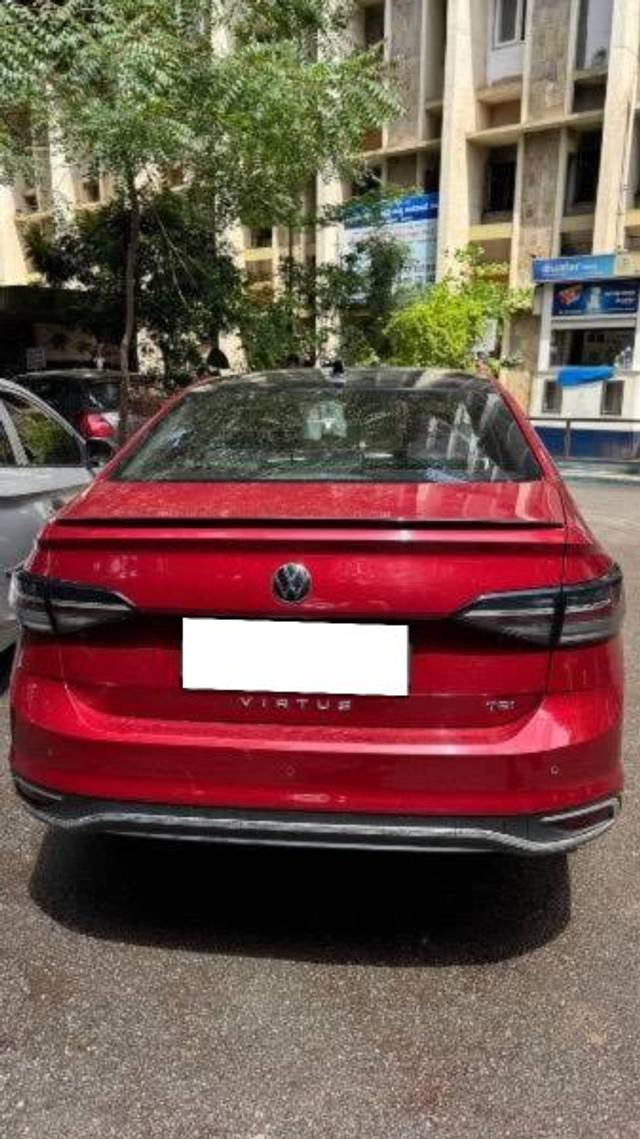 https://images10.gaadi.com/usedcar_image/4568193/original/processed_e663432f-5077-455f-aa0a-d0d51a3d9015.jpeg?imwidth=6402