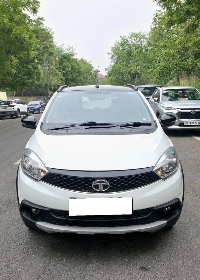 https://images10.gaadi.com/usedcar_image/4568223/original/processed_d5073d038fc51e69314fc7c75f500c75.jpg?imwidth=6400