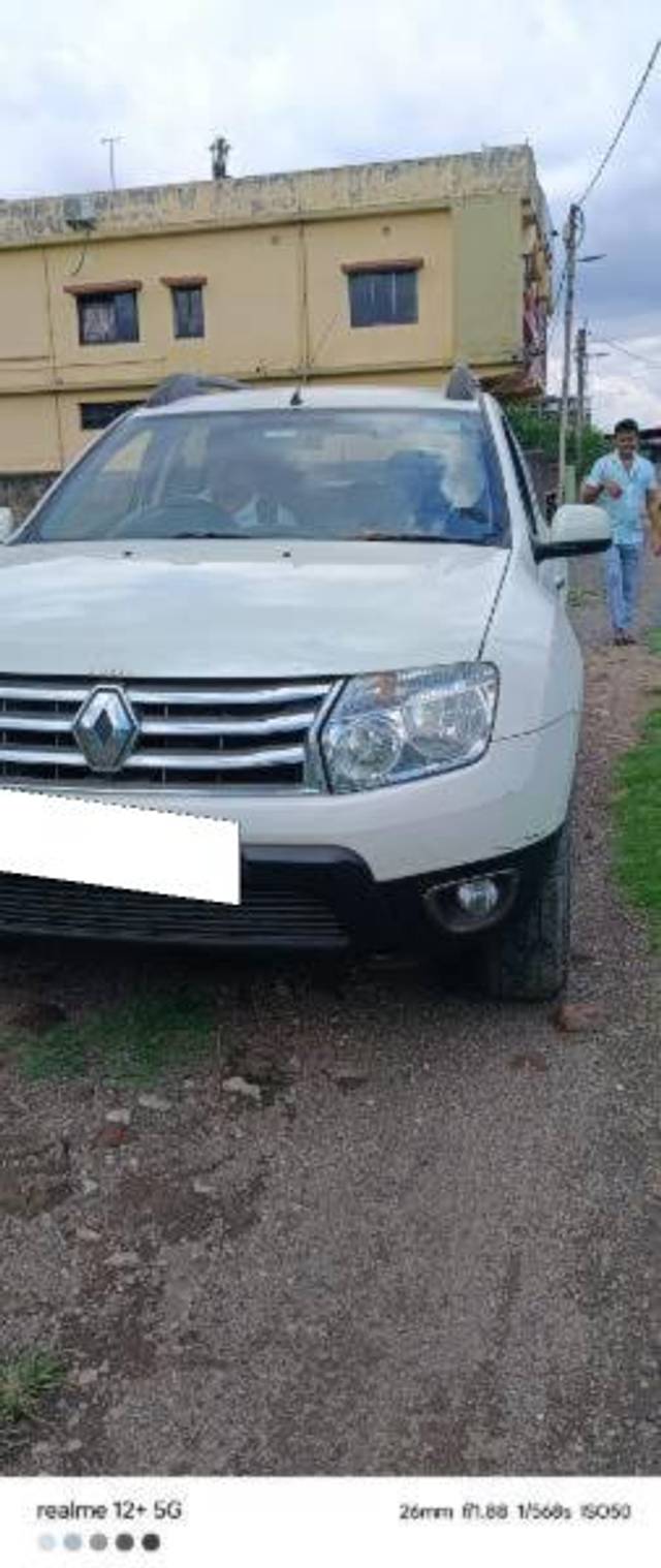 https://images10.gaadi.com/usedcar_image/4568230/original/processed_0d42171a-bbd0-43ec-bf70-16be6c5fb50e.jpg?imwidth=6402