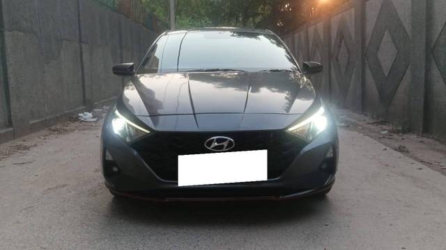 https://images10.gaadi.com/usedcar_image/4568234/original/processed_0f1d382d60984ab9847e682e3e034730.jpg?imwidth=6402