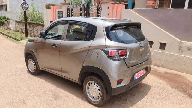 https://images10.gaadi.com/usedcar_image/4568235/original/processed_ecefc68c-bd8a-486e-8f40-66445f2e7906.jpg?imwidth=6401
