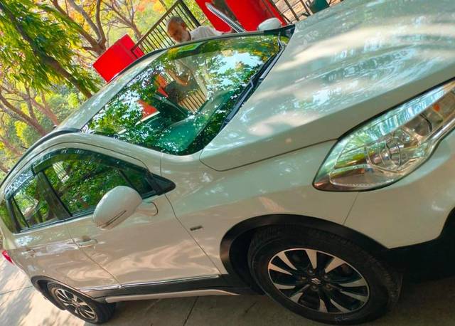 https://images10.gaadi.com/usedcar_image/4568245/original/6357a36ae199b70946246dc136bee115.jpg?imwidth=6400
