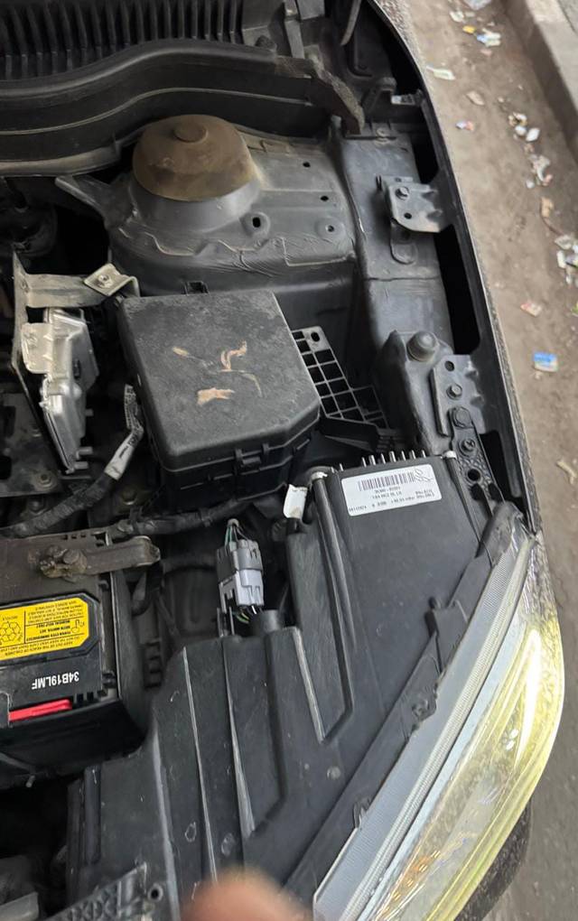 https://images10.gaadi.com/usedcar_image/4568254/original/bf2fe75e2998ee312ff6b7484e1b0105.jpg?imwidth=6402