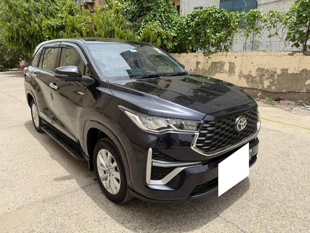 https://images10.gaadi.com/usedcar_image/4568256/original/processed_16aeba92ff3101ce566371e6443f1281.jpg?imwidth=6401
