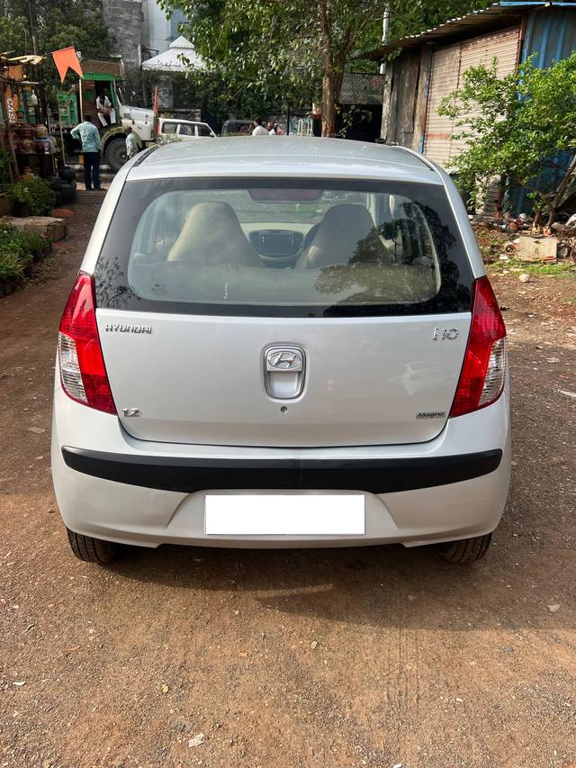 https://images10.gaadi.com/usedcar_image/4568257/original/processed_5ac23a2a-a908-47c0-990f-47e700dd3c2b.jpg?imwidth=6402