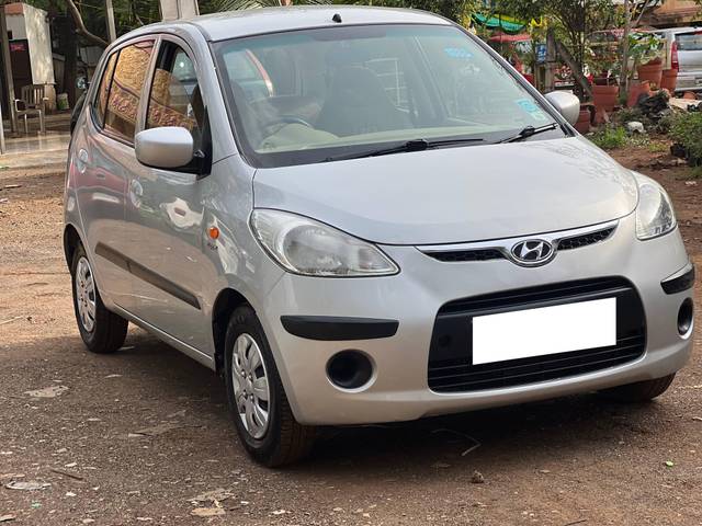 https://images10.gaadi.com/usedcar_image/4568257/original/processed_f9a5ebec-164b-4a76-83d5-ff9cde0860c2.jpg?imwidth=6400