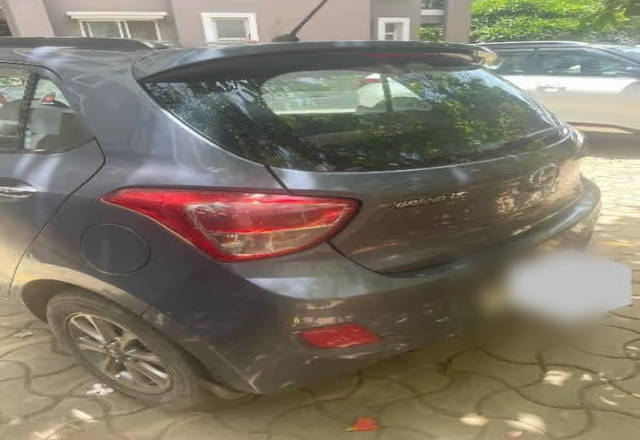https://images10.gaadi.com/usedcar_image/4568260/original/5dc332ca-9553-48ed-b808-3f4d48452023.?imwidth=6400