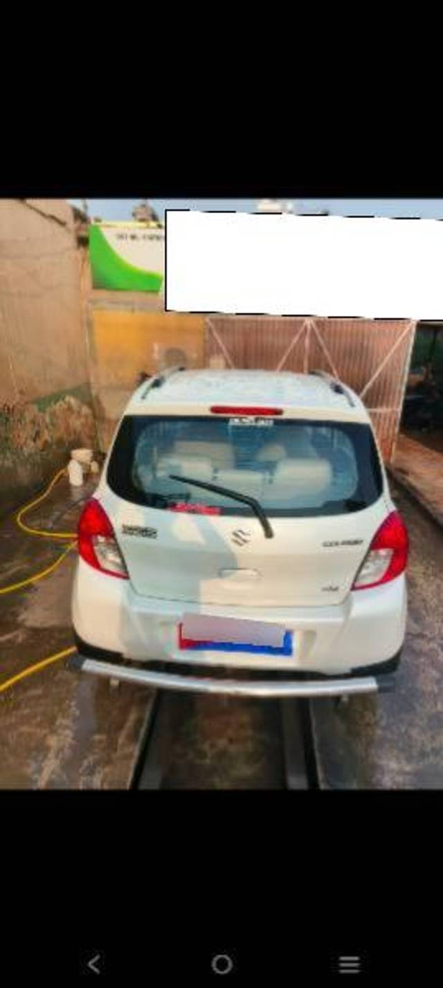 https://images10.gaadi.com/usedcar_image/4568304/original/processed_ac377e47-71e6-4cec-a811-ba5beed71e80.jpg?imwidth=6401