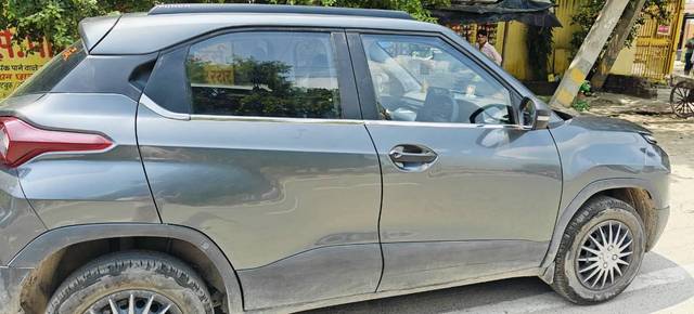 https://images10.gaadi.com/usedcar_image/4568323/original/processed_1b9bd7f3-b48d-49f0-9d8f-b81eb44630e9.jpg?imwidth=6401