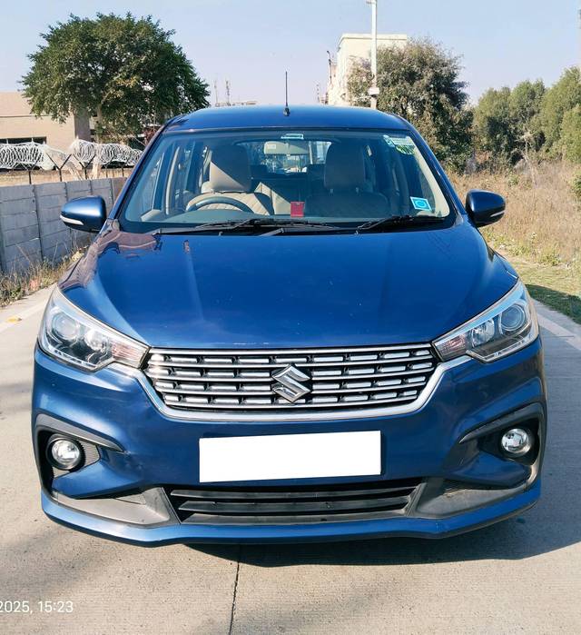 https://images10.gaadi.com/usedcar_image/4568327/original/processed_38cabb3434f0766339674c67933a4c69.jpg?imwidth=6400