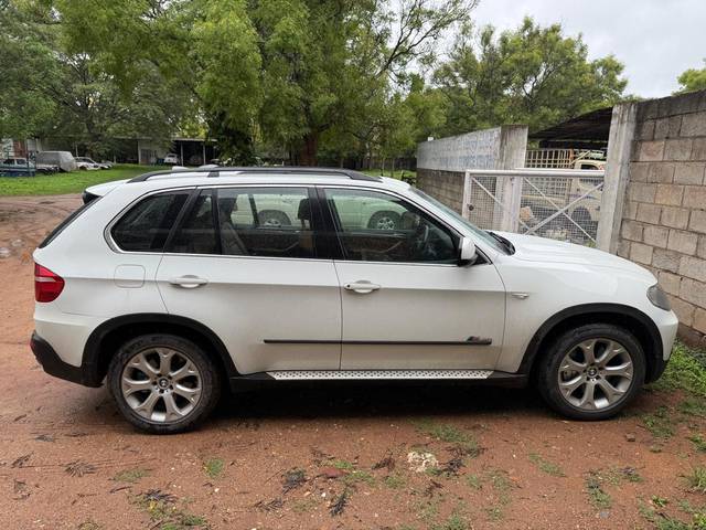 https://images10.gaadi.com/usedcar_image/4568335/original/1bb64d8597347b25317f186ce77e230e.jpg?imwidth=6401