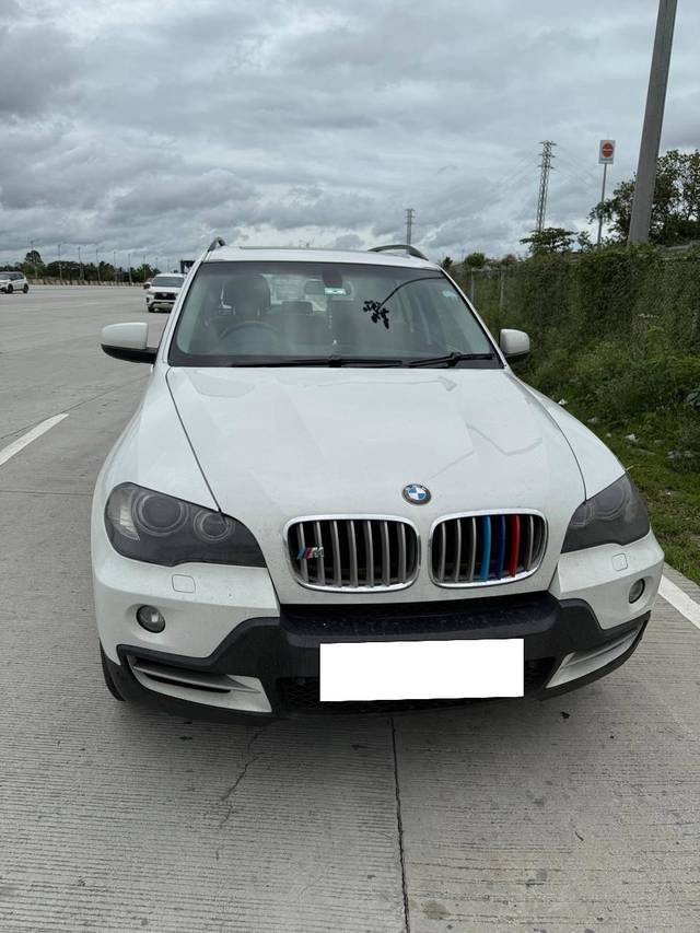 https://images10.gaadi.com/usedcar_image/4568335/original/processed_d0eb88f872c2c009bebd69f538ed91a4.jpg?imwidth=6400