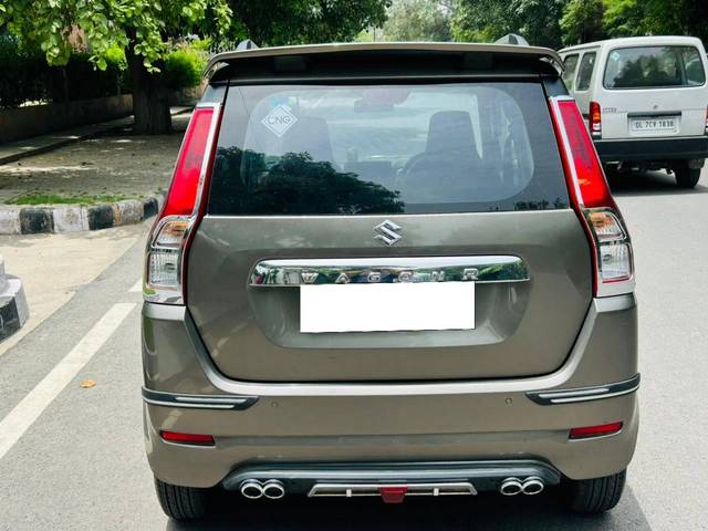 https://images10.gaadi.com/usedcar_image/4568341/original/processed_ef13fdb3718a2bef1fb634dd2242f944.jpg?imwidth=6402