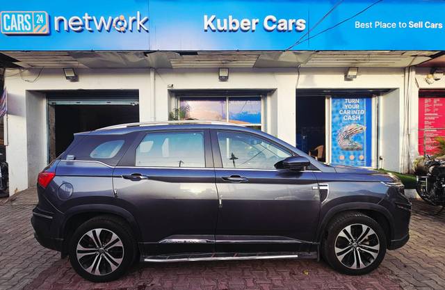https://images10.gaadi.com/usedcar_image/4568345/original/processed_5217280681ef4b2106e02f239ca35d4e.jpg?imwidth=6401