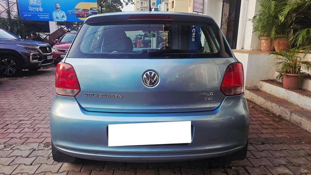 https://images10.gaadi.com/usedcar_image/4568356/original/processed_fcaa94e7b6a5c1df5d40375bf790fe94.jpg?imwidth=6402