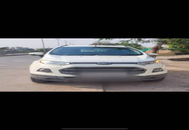 https://images10.gaadi.com/usedcar_image/4568358/original/5dcc0b60-e877-4cf7-94be-a3e0b3e7e7fa.?imwidth=6400