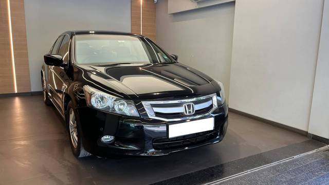 https://images10.gaadi.com/usedcar_image/4568359/original/processed_14242e0e2cbc5639eb860bc07c07d40c.jpeg?imwidth=6401