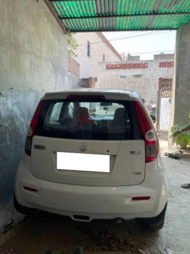 https://images10.gaadi.com/usedcar_image/4568365/original/processed_e1d1f984-4128-4a8a-9dec-49ab7e0d12d0.jpg?imwidth=6401
