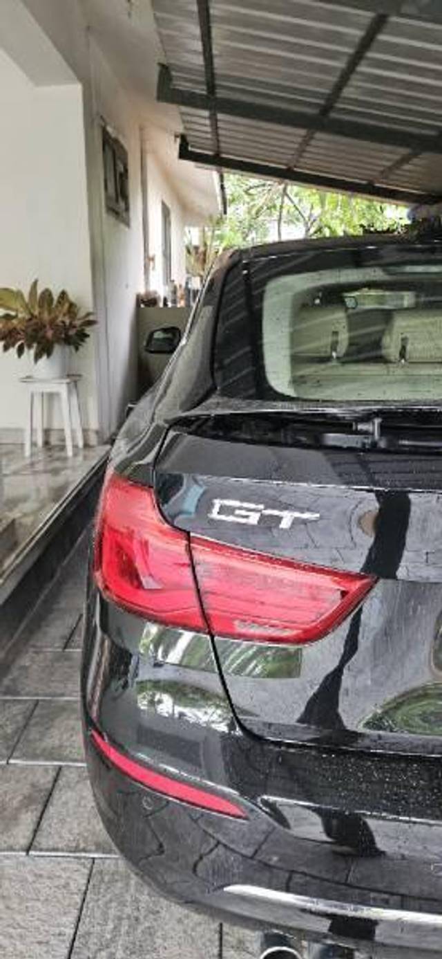 https://images10.gaadi.com/usedcar_image/4568375/original/processed_07ac719d-52c4-43c5-9cad-cd16b8caee09.jpg?imwidth=6401