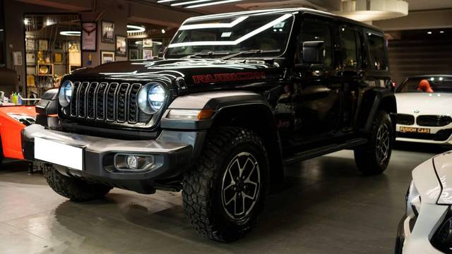 https://images10.gaadi.com/usedcar_image/4568439/original/processed_d06c0af97e0fb1953f7018ade0c7c7e1.jpg?imwidth=6402