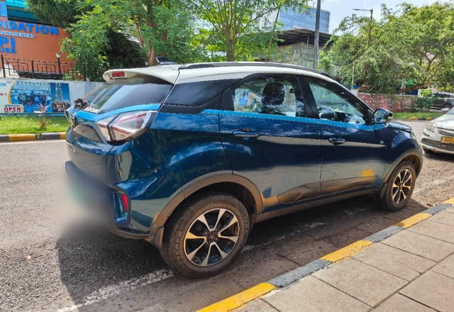 https://images10.gaadi.com/usedcar_image/4568442/original/e9cb54b1-0f7e-49d3-8b14-3453f80e6a99.?imwidth=6401