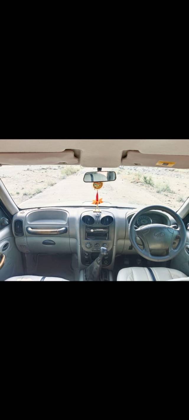 https://images10.gaadi.com/usedcar_image/4568446/original/4a2cf4a3873e4dc9413fa347eeec9051.jpeg?imwidth=6401
