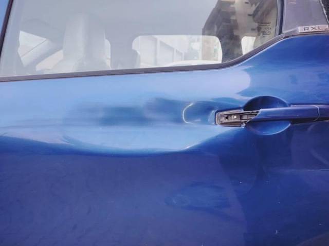 https://images10.gaadi.com/usedcar_image/4568465/original/processed_55c3e334-cc55-415d-9ce7-cdf5ad9809e3.jpeg?imwidth=6402