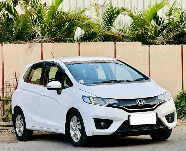 https://images10.gaadi.com/usedcar_image/4568483/original/processed_67005328806273e2c60f700a7f2e7732.jpg?imwidth=6400