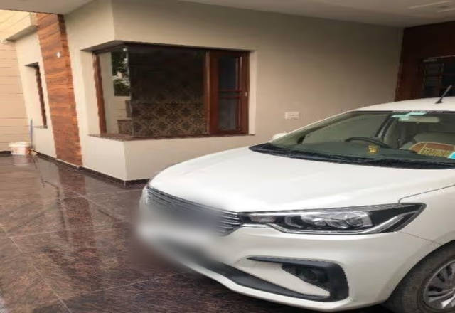 https://images10.gaadi.com/usedcar_image/4568555/original/6a006865-968f-463f-bb0d-78254290929a.?imwidth=6400