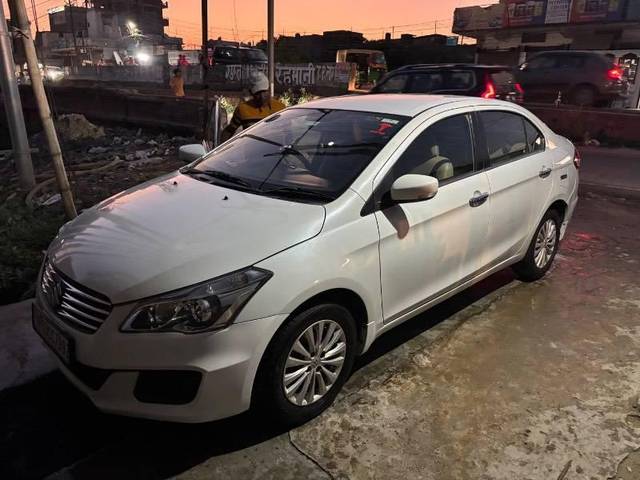 https://images10.gaadi.com/usedcar_image/4568557/original/processed_db80aa42-1886-4ea9-b693-57d61e042b0d.jpeg?imwidth=6400