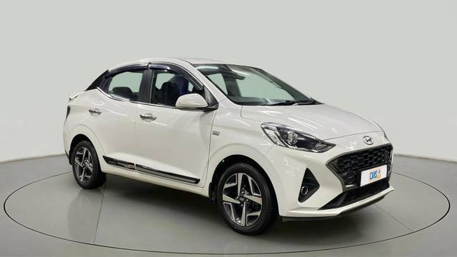https://images10.gaadi.com/usedcar_image/4568560/original/c2f8f1fede28feee2fbffaca53005d42.jpg?imwidth=6400