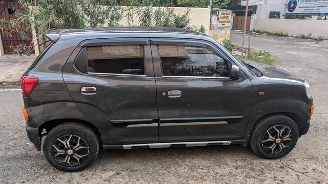 https://images10.gaadi.com/usedcar_image/4568587/original/processed_0124a103130db85a545be40b104f34c1.jpg?imwidth=6401