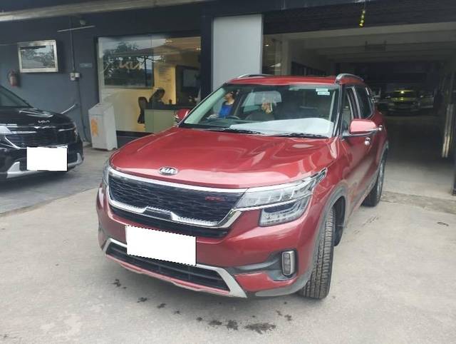 https://images10.gaadi.com/usedcar_image/4568600/original/processed_90b8b4bb-0a20-4cf7-a1d6-7bff792e5dfd.jpeg?imwidth=6402