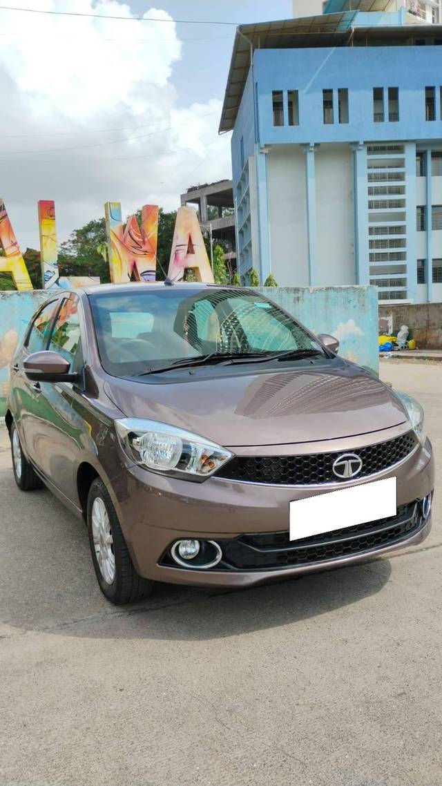 https://images10.gaadi.com/usedcar_image/4568605/original/processed_e47ee7872e347e33309d8c97b80f9fec.jpg?imwidth=6400