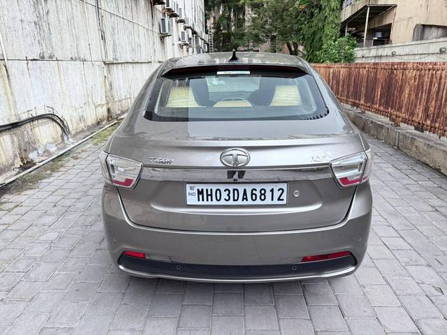 https://images10.gaadi.com/usedcar_image/4568668/original/processed_11c6382d64f5d3e53088ee2e7bd83c91.jpg?imwidth=6402