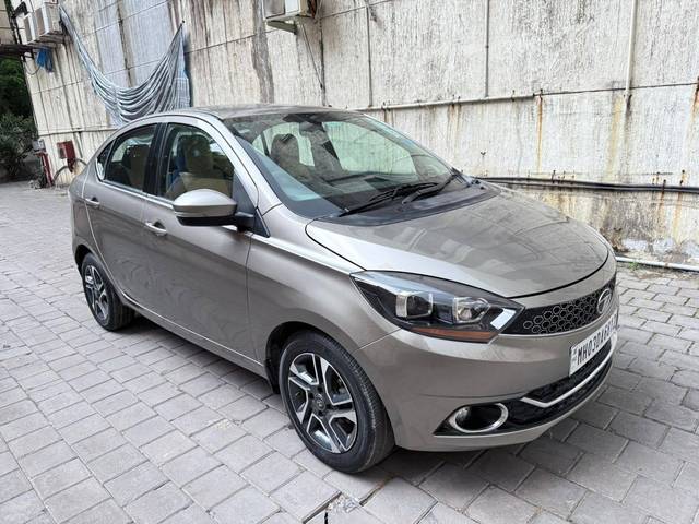 https://images10.gaadi.com/usedcar_image/4568668/original/processed_f630b843a19a8ede90853e75c0fa7757.jpg?imwidth=6400