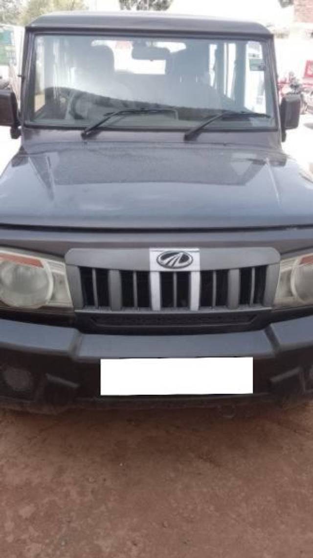 https://images10.gaadi.com/usedcar_image/4568679/original/processed_7a825dcc-75c2-4983-933a-3ecfafea0752.jpg?imwidth=6400