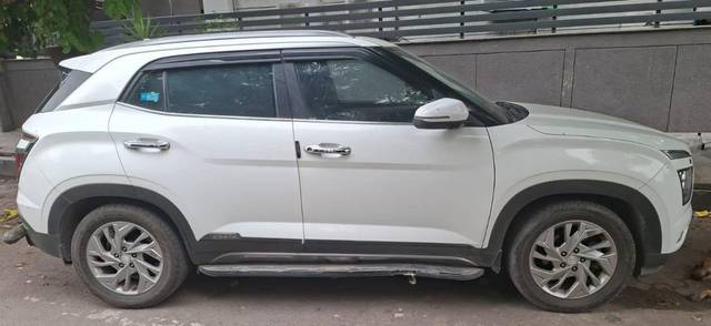 https://images10.gaadi.com/usedcar_image/4568681/original/processed_f68e9e61-765a-4a84-9ddd-06fad5b4b4f9.jpeg?imwidth=6401