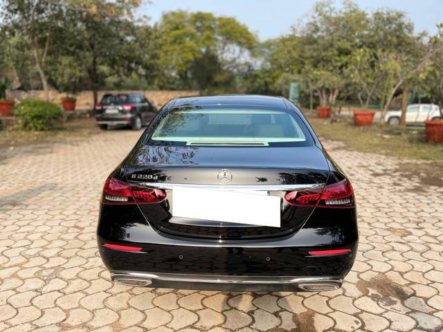 https://images10.gaadi.com/usedcar_image/4568683/original/processed_fd8cdbbe75757e1f707a938175d93a6e.jpg?imwidth=6401