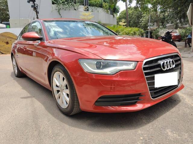 https://images10.gaadi.com/usedcar_image/4568690/original/processed_e6f29e0ba8231fa6245746e8f303e09d.jpg?imwidth=6400