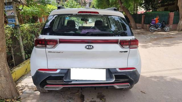 https://images10.gaadi.com/usedcar_image/4568719/original/processed_d26d0c35-1e82-4c9a-b1e7-456d7eee9209.jpg?imwidth=6400