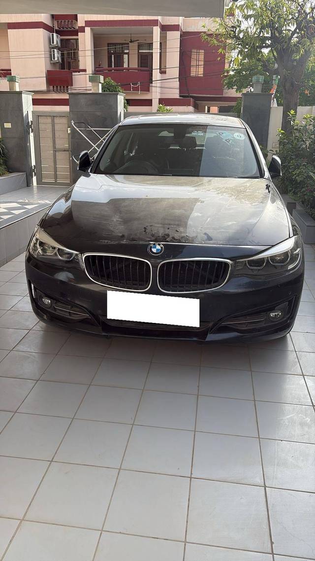 https://images10.gaadi.com/usedcar_image/4568735/original/processed_adde84f9-9c1a-495f-8744-123ba6907a14.jpg?imwidth=6400