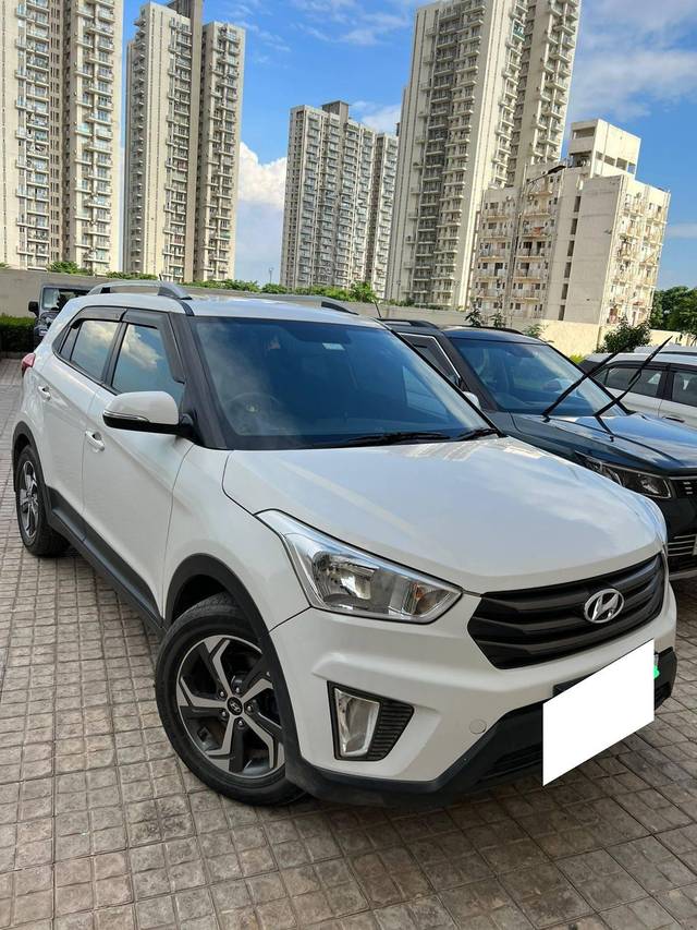 https://images10.gaadi.com/usedcar_image/4568743/original/processed_252066de-d536-42f3-a5bb-fd54d44e856d.jpg?imwidth=6400