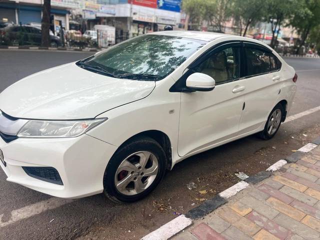 https://images10.gaadi.com/usedcar_image/4568754/original/processed_de3845ce6f54c43145ccd072d388c2a9.jpg?imwidth=6400