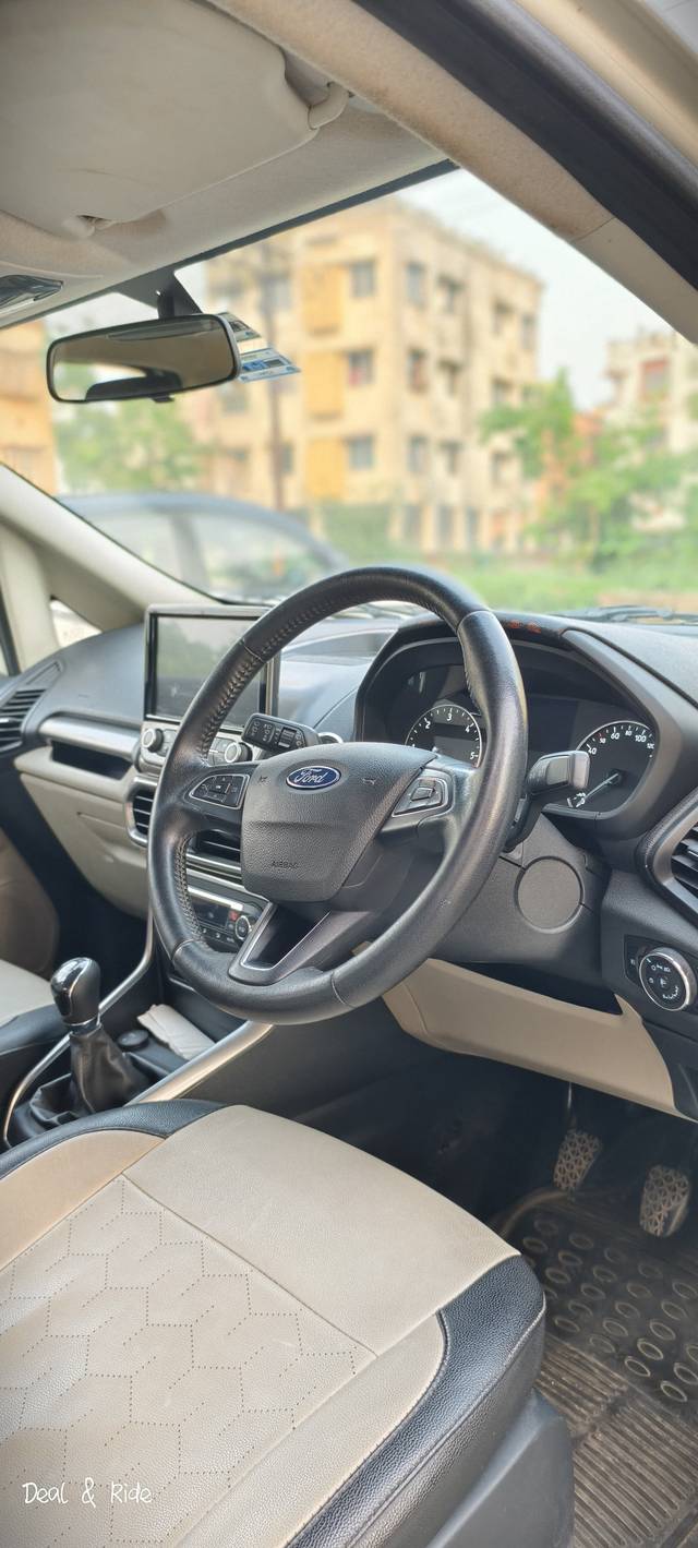https://images10.gaadi.com/usedcar_image/4568767/original/dc6e60b54dc4556469335969bc0ac69b.jpg?imwidth=6402