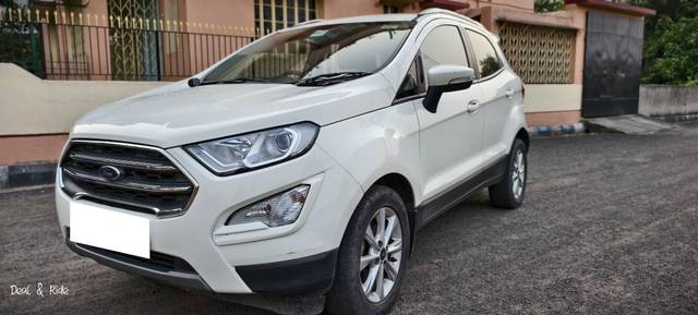 https://images10.gaadi.com/usedcar_image/4568767/original/processed_90b309d00a701fa66b57eb906efa4ab9.jpg?imwidth=6401
