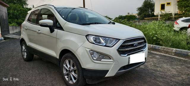 https://images10.gaadi.com/usedcar_image/4568767/original/processed_ad9b42e1b279c9f6f6beb11a12c73176.jpg?imwidth=6400