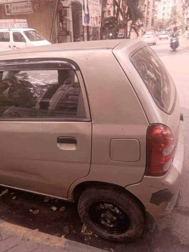 https://images10.gaadi.com/usedcar_image/4568772/original/processed_809bcb0e-a550-4ad9-a78e-ebb6074cf242.jpg?imwidth=6402