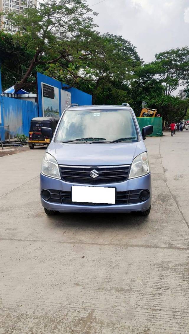 https://images10.gaadi.com/usedcar_image/4568773/original/processed_2e33522c2295b84aa3f4dca37566fdd9.jpg?imwidth=6400